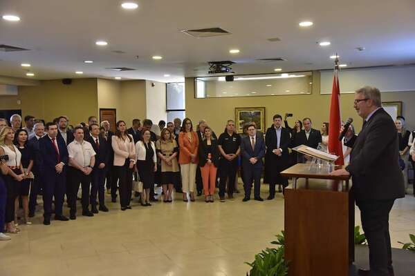 La Unión Industrial Paraguaya dio su mensaje de fin de año y esto es lo que reclamó al Gobierno - Economía - ABC Color