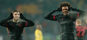 Versus / Chelsea gana en Kazajistán y mantiene pleno en Conference League