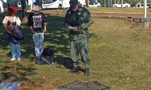 Pareja paraguaya es detenida con 120 celulares de contrabando en Puerto Iguazú – Prensa 5