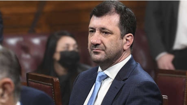 Expulsan del Senado argentino al legislador detenido en Paraguay con más de 200.000 dólares - Noticiero Paraguay