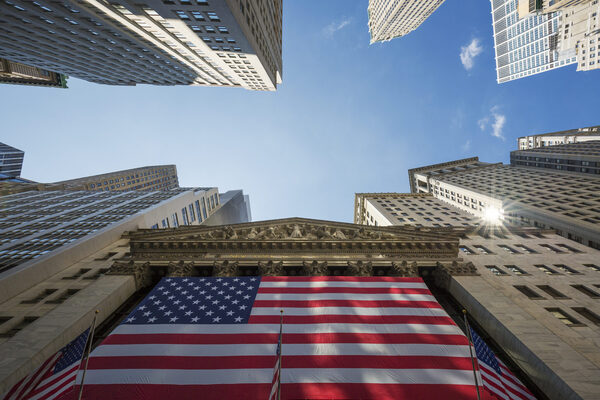 Wall Street: S&P 500 y Nasdaq con caídas de 0,5% y 0,3% al cierre de este jueves - MarketData