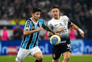 Versus / Los dos paraguayos en el once ideal de extranjeros en el Brasileirâo