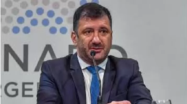 Por amplia mayoría expulsan del Congreso al senador detenido en Paraguay con USD 200 mil