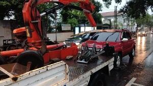 Lluvias y tormentas: ¿cómo puedo pedir grúa gratis o reportar árboles caídos en Asunción? - Nacionales - ABC Color