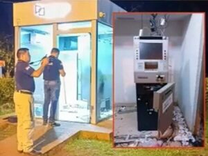 Delincuentes intentan robar cajero automático ubicado en una comisaría · Radio Monumental 1080 AM