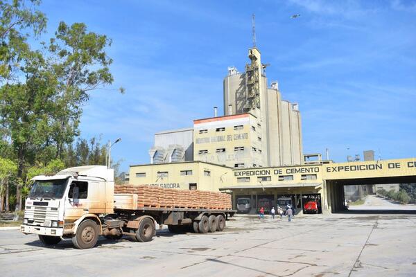 Mejoramiento del gasto público: La INC ahorró 14 millones de dólares en compra de insumo • PARAGUAY TV