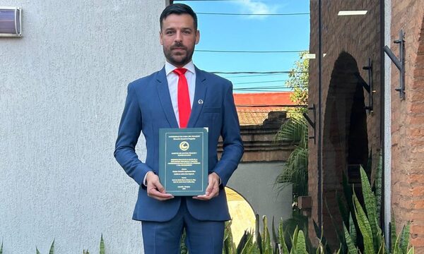 Juez Adalberto Soto culmina maestría e investiga sobre extradiciones