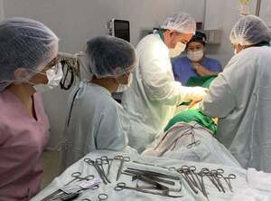 Exitosa cirugía de alta complejidad en hospital distrital de Hernandarias