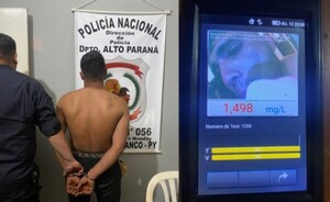Joven ebrio y descontrolado intentó apuñalar a su hermano
