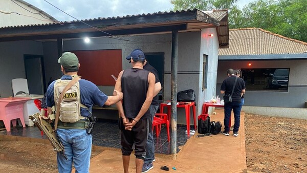 Allanan un narco burdel en Alto Paraná