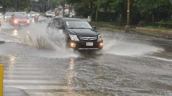 Lluvia intensa ayuda pero aún falta para dejar atrás la sequía - 1000 Noticias