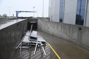 Torres del Puerto: Edificios millonarios presentan graves deficiencias