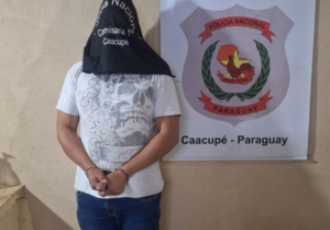 Capturan a suboficial con drogas, armas y uniformes falsos