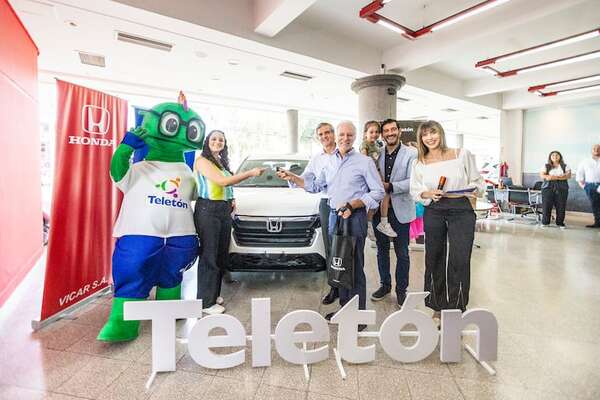 Teletón entregó premios por su rifa solidaria 2024 - Nacionales - ABC Color