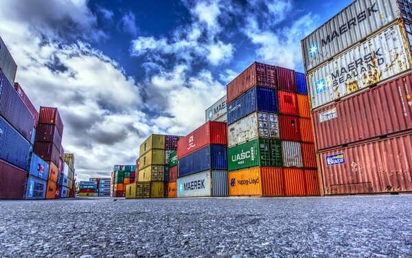 Comercio exterior: Noviembre cerró con déficit en la balanza comercial - Economía - ABC Color