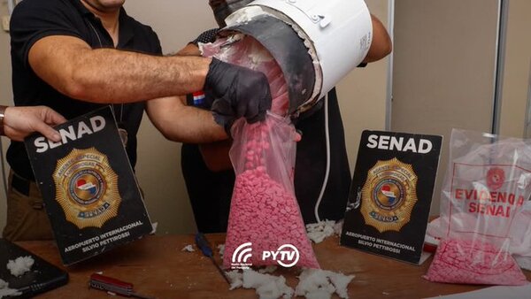 Senad frena ingreso al Paraguay de unas 8.000 dosis de éxtasis procedentes de Alemania • RADIO NACIONAL
