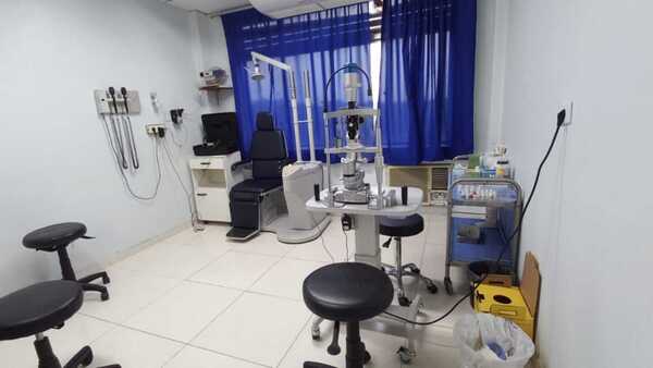 Suman especialistas al servicio de oftalmología del IPS