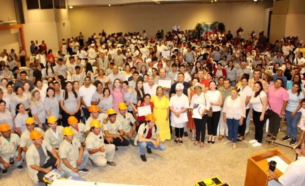 Casi 500 trabajadores de Misiones se capacitan y certifican sus competencias laborales mediante Sinafocal - ADN Digital