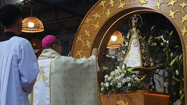 Obispo insta a dejar el “plagueo y la crítica por todo” de cara a Navidad