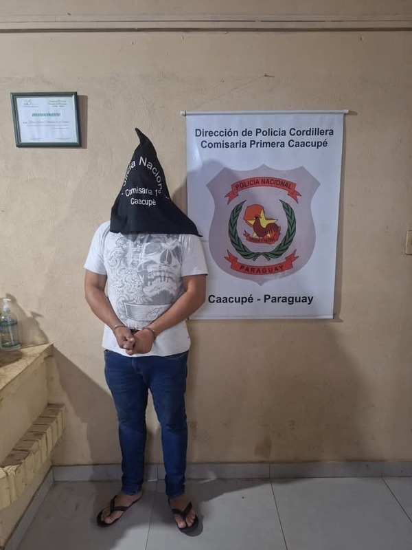Caacupé: aprehenden a policía con gran cantidad de drogas, armas y otras evidencias - 1000 Noticias