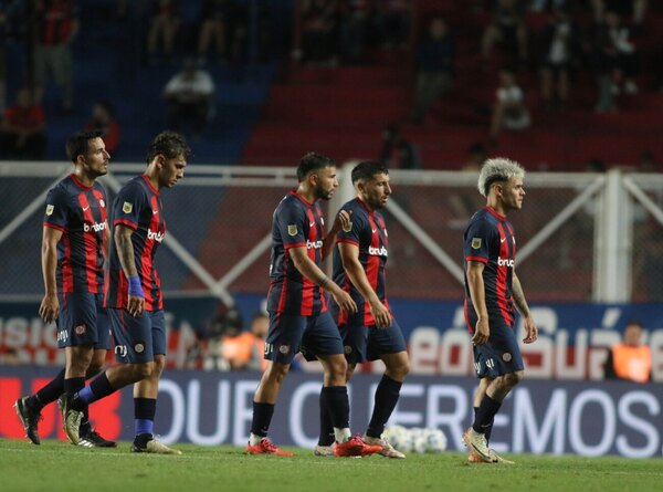 Versus / El San Lorenzo de Leguizamón cierra el año con derrota, crisis e insultos