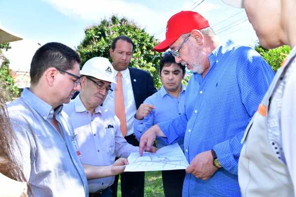 Comitiva de Itaipu visitó futura zona de obras de la solución vial del Área 1 de CDE - .::Agencia IP::.