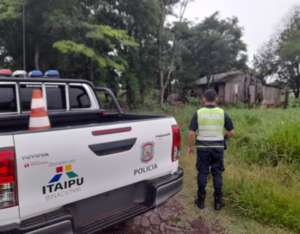 Mujer rocía con nafta y prende fuego a su pareja