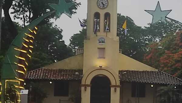 Restaurarán histórico templo de Piribebuy, con riesgo de derrumbe