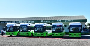 Convocan a profesionales para plotear buses eléctricos entregados por Corea del Sur - .::Agencia IP::.