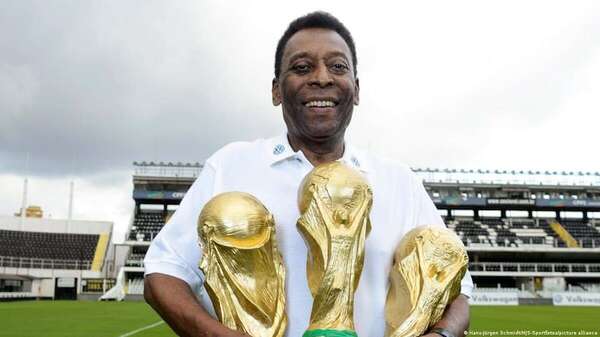 Presunta hija de Pelé pide exhumación del cuerpo - Fútbol Internacional - ABC Color