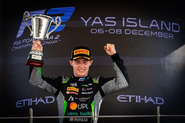 Versus / ¡Por otra temporada aún mejor! Joshua Duerksen anuncia su continuidad en AIX Racing
