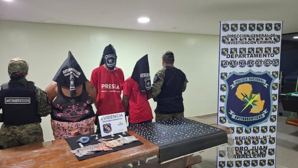 Antinarcótico detiene a tres personas cuando iban a abastecer "boca de fumo"