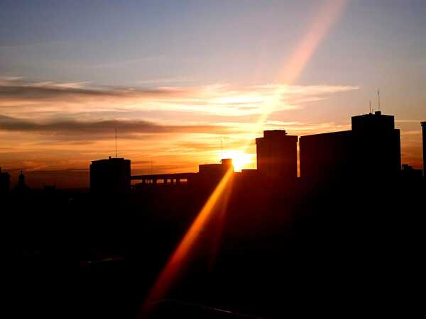 Amanecer fresco con aumento de temperatura para la tarde - 1000 Noticias