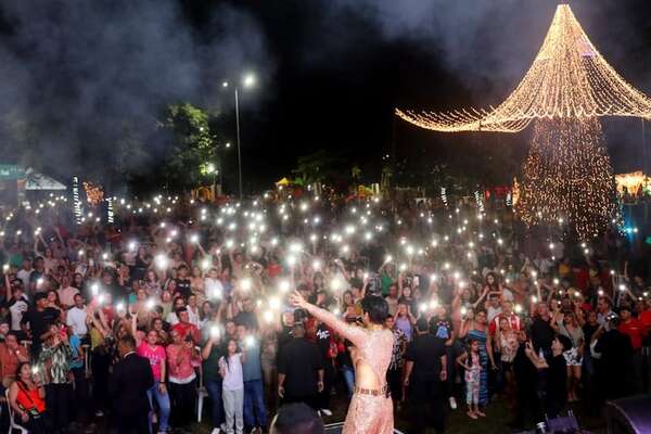 Villa Navideña de Ciudad del Este se suma a los atractivos de fin de año - ABC en el Este - ABC Color
