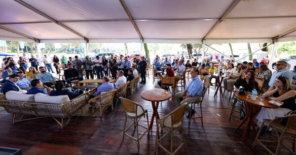 La Nación / Presentan en Luque proyecto Táva Porã del programa Che Róga Porã