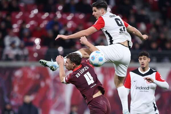 El Eintracht cae y Leverkusen sube al segundo lugar en la Bundesliga - Fútbol Internacional - ABC Color