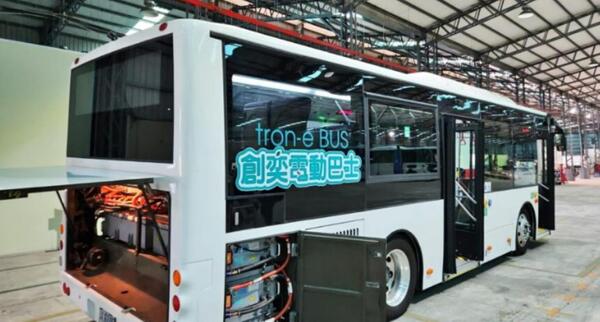 Recibirán 90 minibuses a mediados del 2025 para implementar plan piloto de movilidad eléctrica