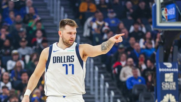 Doncic arrolla a los Warriors