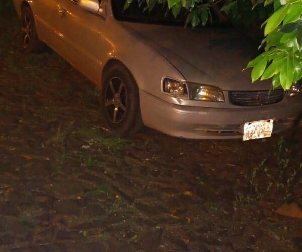 Recuperan vehículo denunciado como robado