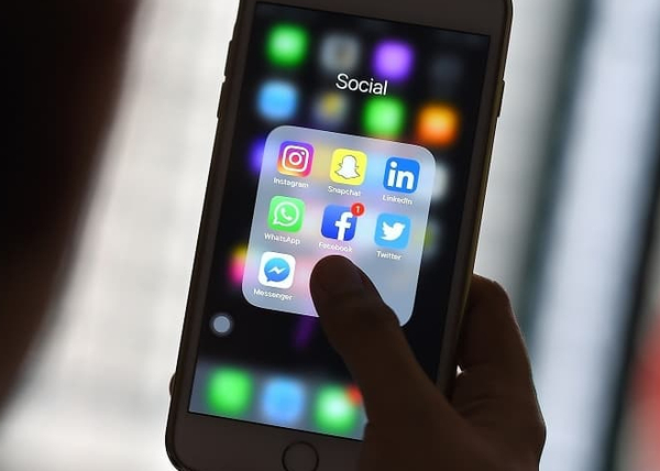 Precaución en redes sociales: Instan a proteger información compartida - La Clave