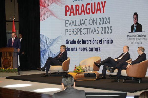 Presidente de la República: El gran desafío continuar con el desarrollo del país • RADIO NACIONAL