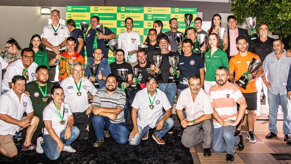 Cierre con copas y brillo de la temporada
