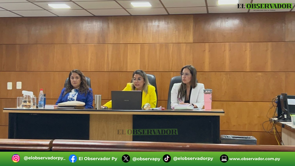 Condenan y aplican prisión preventiva a funcionaria bancaria que falsificó firmas para préstamos irregulares