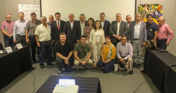 Presentan acciones para el sector orgánico y agroecológico, para la promoción de rubros de la Agricultura Familiar - .::Agencia IP::.