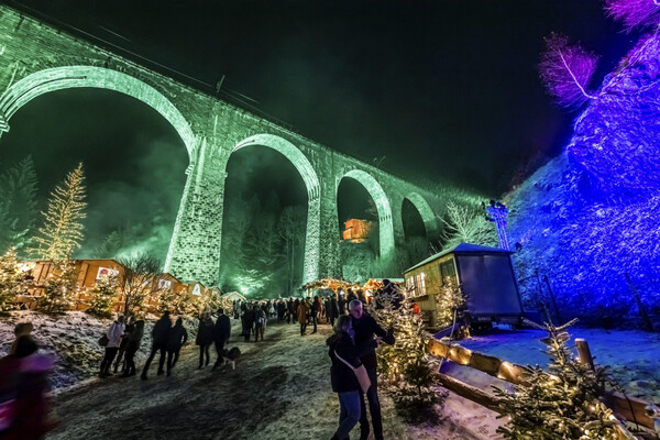 El alucinante mercado de Navidad en plena Selva Negra de Alemania | Internacionales | 5Días