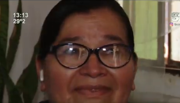 Doña Saturnina: A los 66 años, cumplió su sueño de terminar el bachillerato - SNT