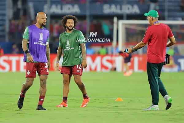 Versus / El Fluminense de Brasil anuncia la salida del defensor Felipe Melo