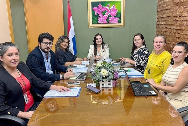 Aprueban proyecto para convertir a Elisa Lynch en paraguaya - ADN Digital