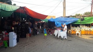 Comercio fronterizo oxigena la economía en Alberdi