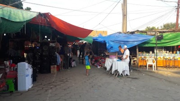Comercio fronterizo oxigena la economía en Alberdi